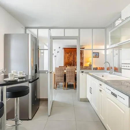 Maison Confortable Proche De La Avec Terrasse Prázdninový dům
