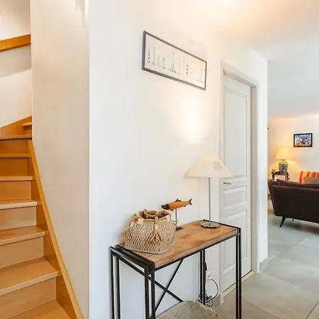 Maison Confortable Proche De La Avec Terrasse * La Flotte